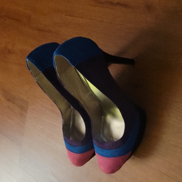Qupid Size 9 Multicolor round toe pump - Picture 3 of 9